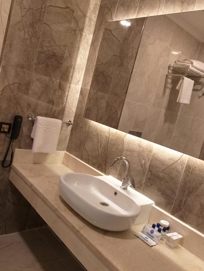 Ema Oeztuerk Thermal Hotel Afyonkarahisar Zewnętrze zdjęcie