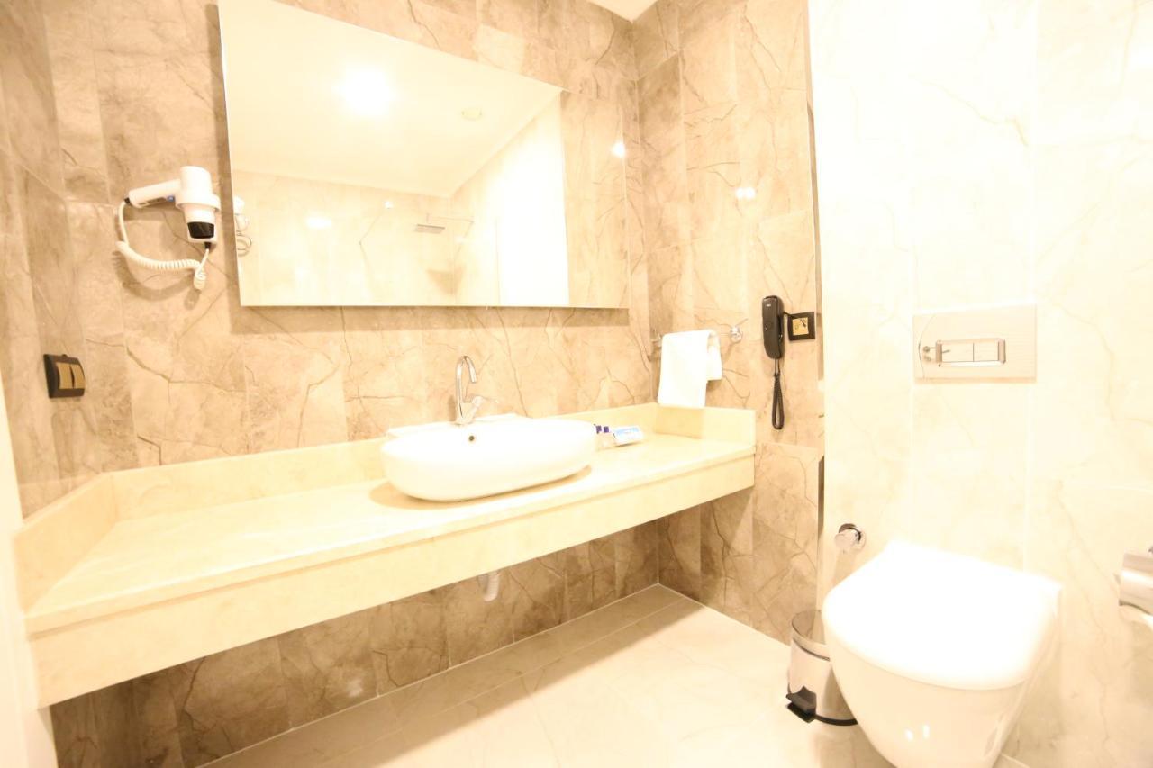 Ema Oeztuerk Thermal Hotel Afyonkarahisar Zewnętrze zdjęcie